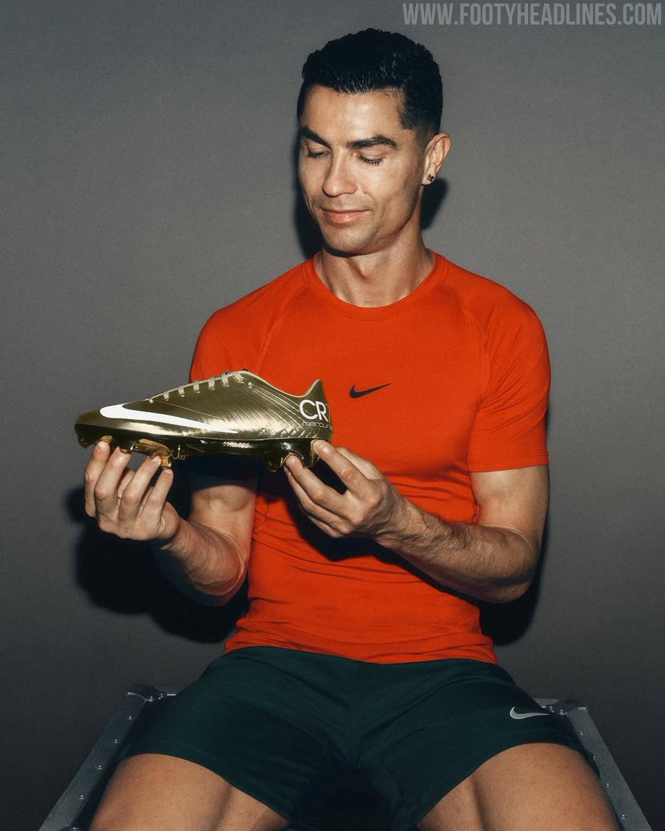 Nike Cristiano Ronaldo 'Gold' Mercurial Superfly RGN Boots Released