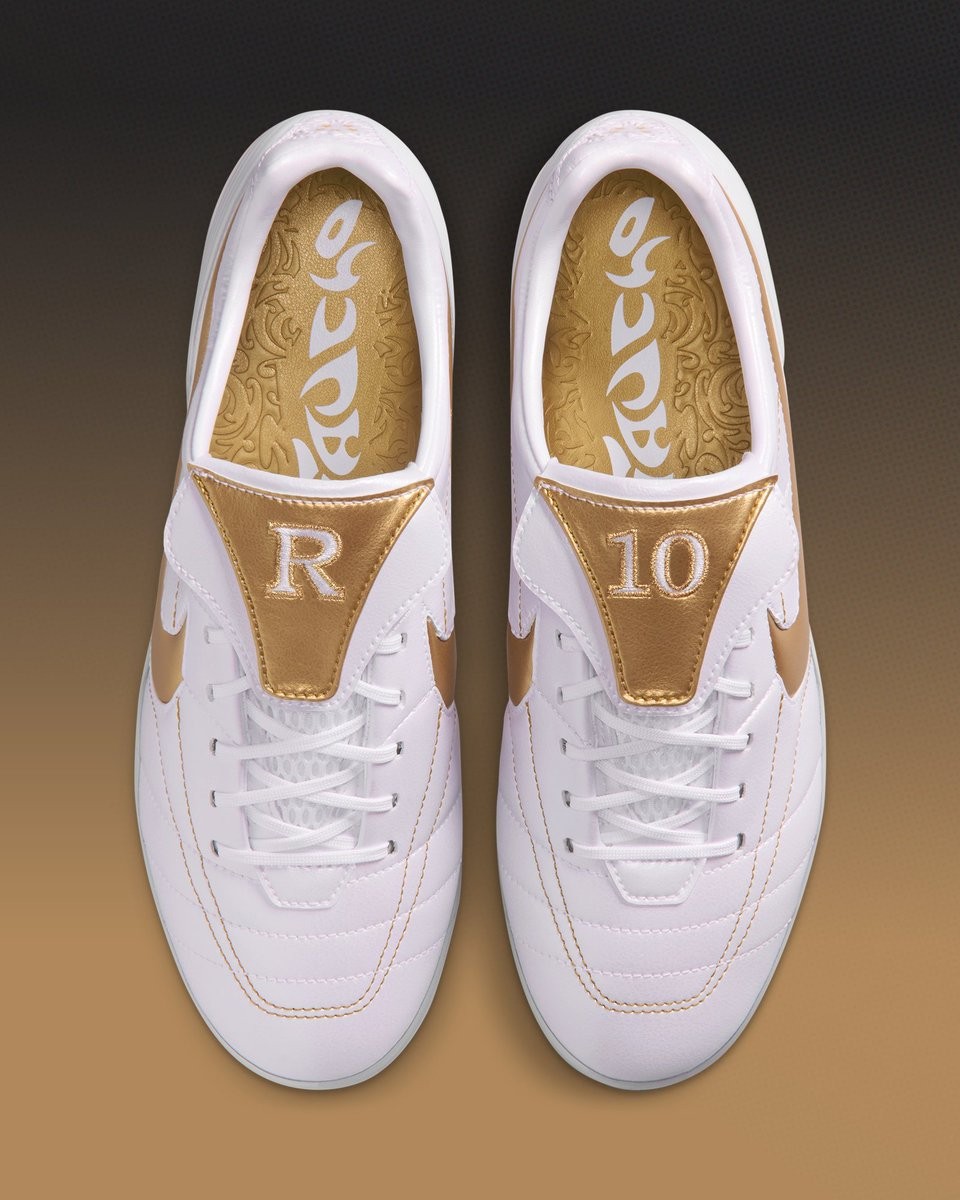 Nike Cryoshot Tiempo Legend R10 'Ronaldinho' Shoes Leaked